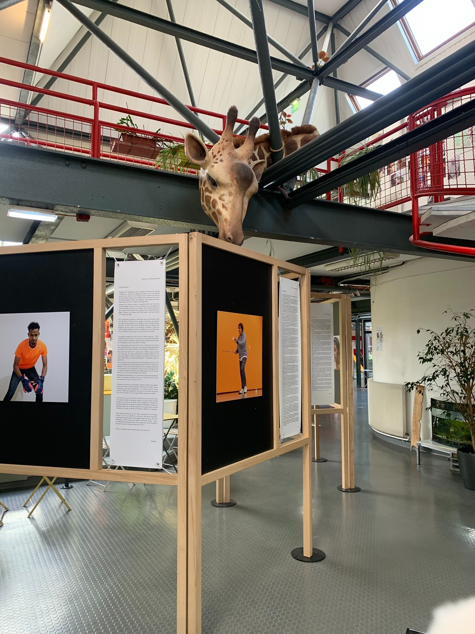 mise-a-jour-exposition-nouveau-lieu-vernissage